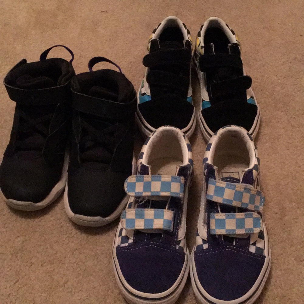 White blue vans,black multi color vans,Jordan’s